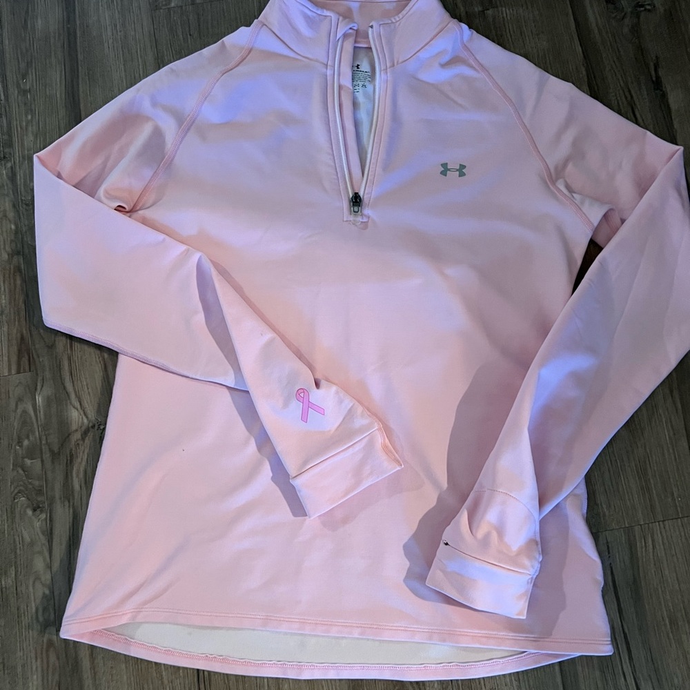 UNDER ARMOUR LONG SLEEVE ATHLETIC TOP